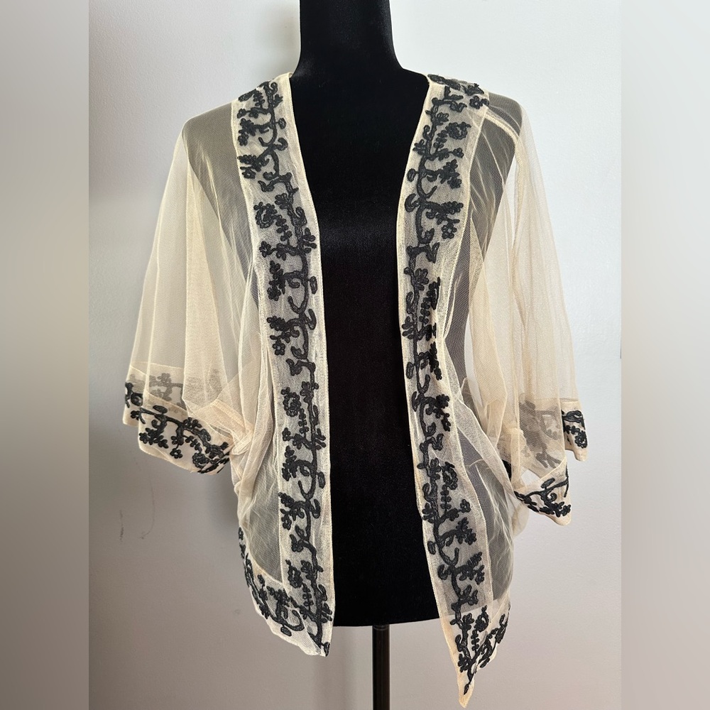 LUSH - Sheer Cream and Black Embroidered‎